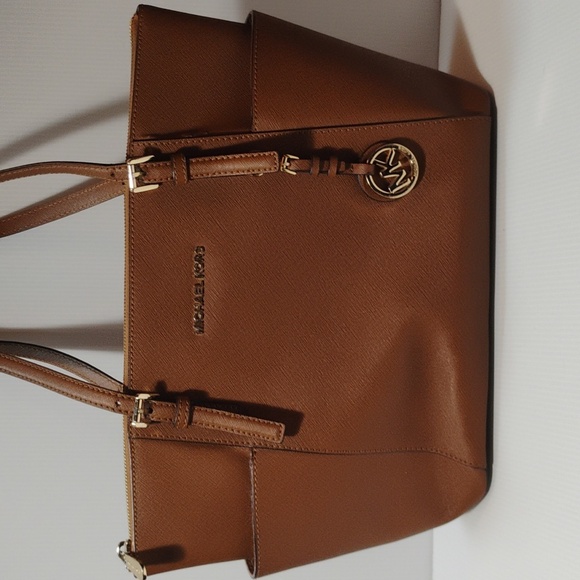 Michael Kors Handbags - Michael Kors Womens Jet Set Zip Saffiano Leather Tote Shoulder Bag‎ Brown Medium